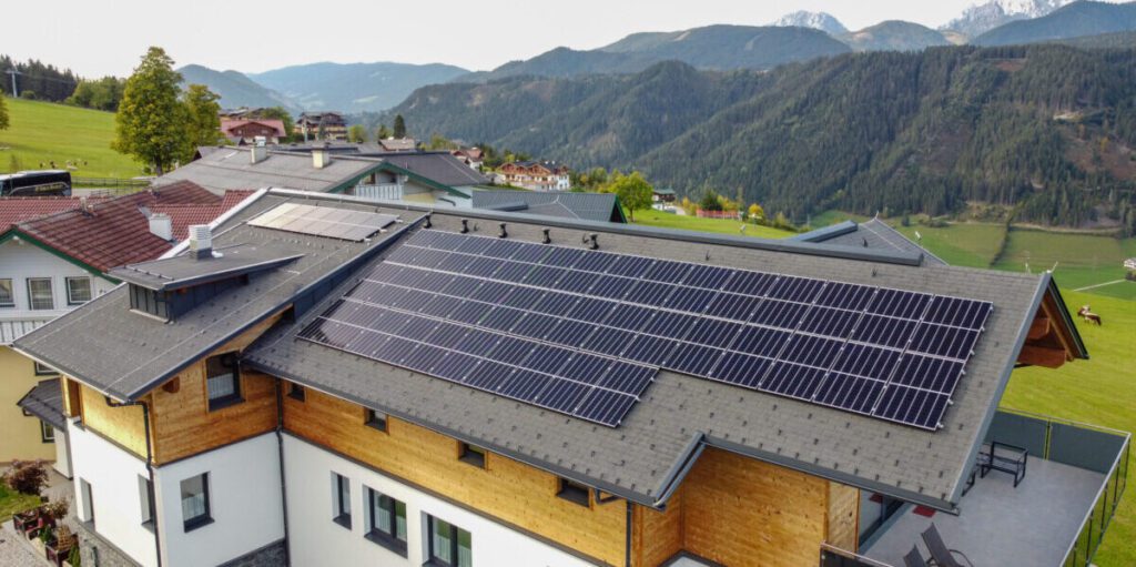 Referenzanlage Oesterreich Dachanlage Enerix