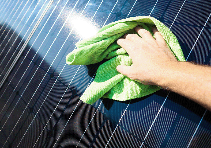 Reinigung Photovolatik Technik